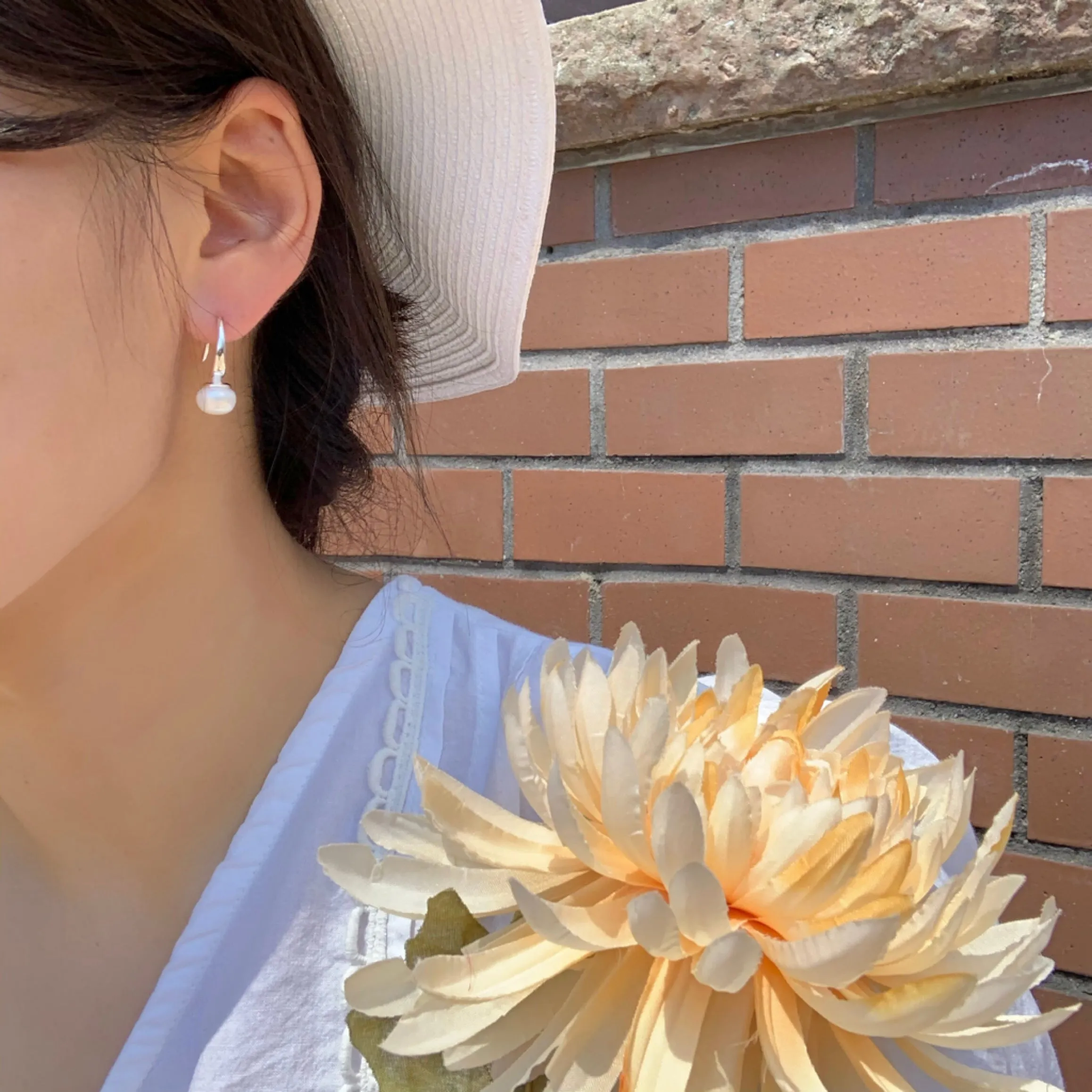 [Silver 925] Minimalist Freshwater Pearl Hook Drop Earrings