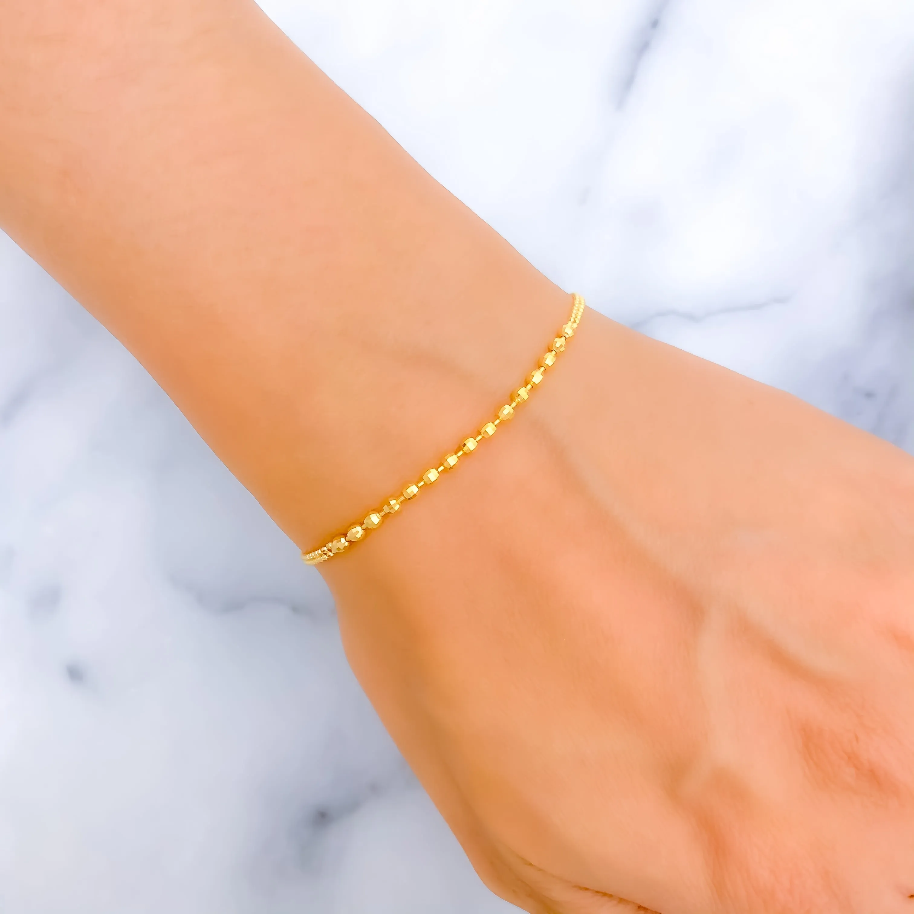 Sleek Jazzy 22K Gold Bracelet