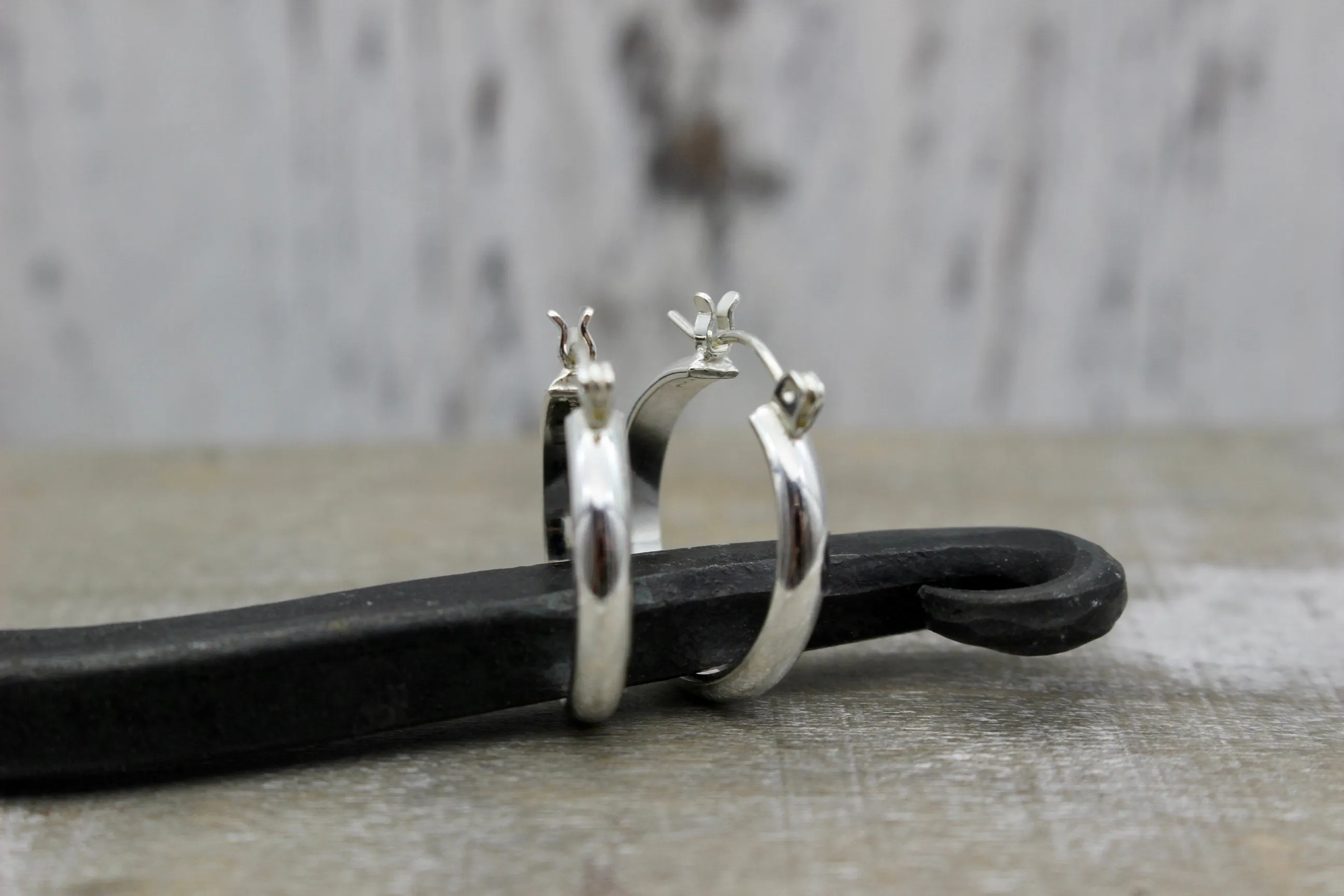 Sterling silver 3/4” polished hoop earrings