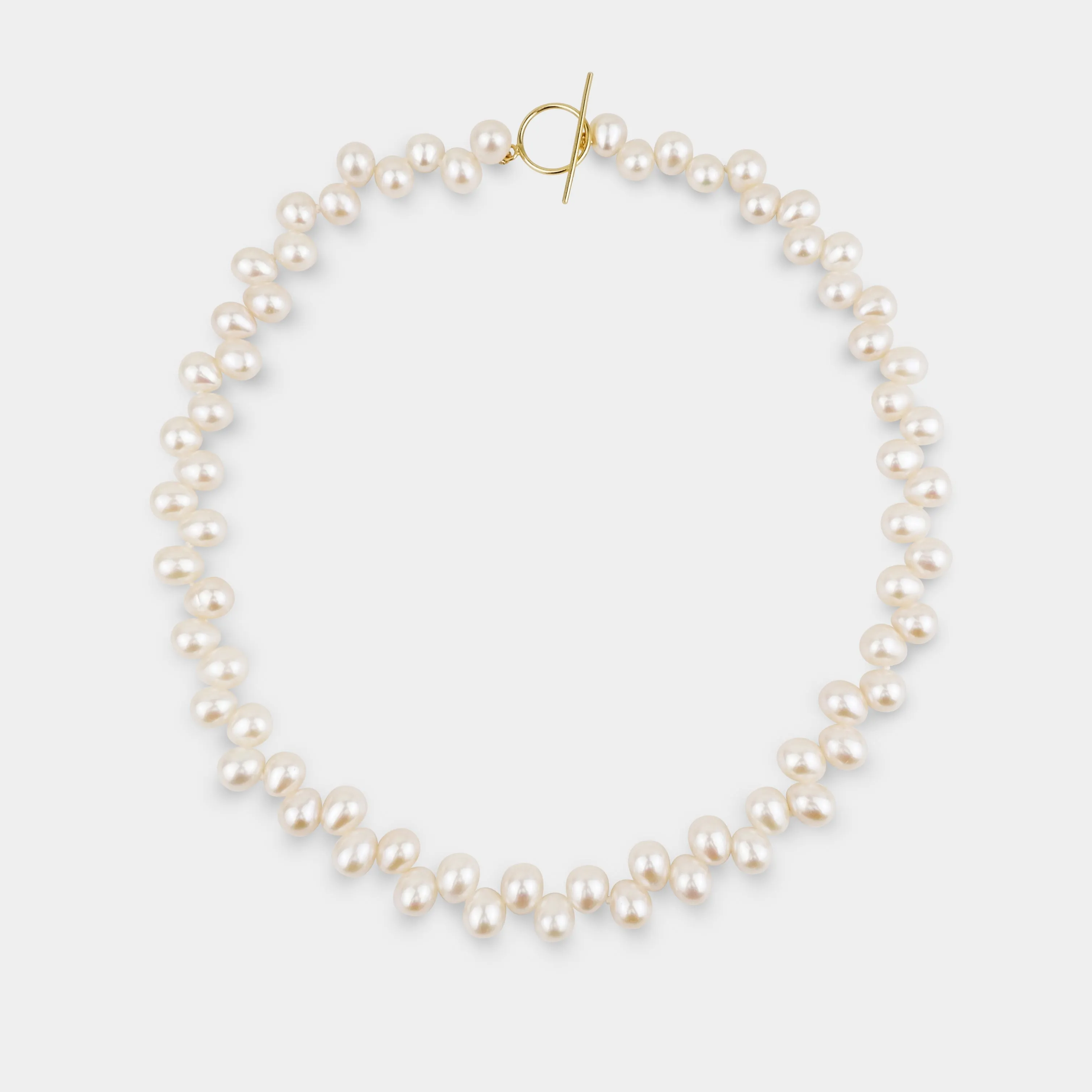 THE TWISTED PEARL CHOCKER