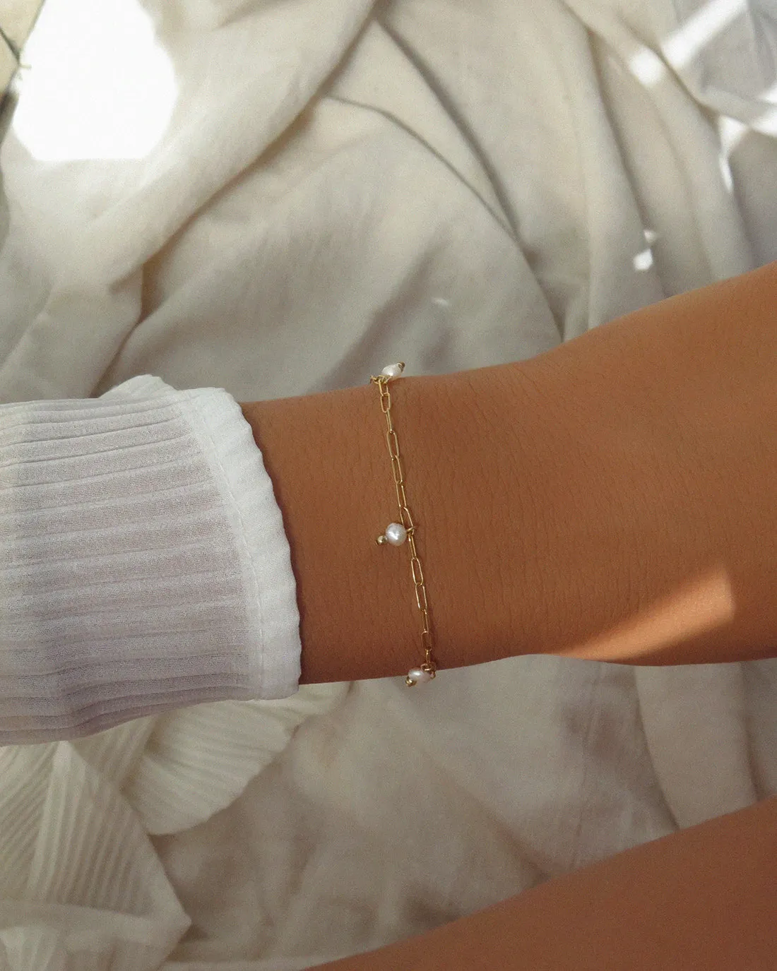 Triple Freshwater Pearl Thin Drawn Cable Chain Bracelet