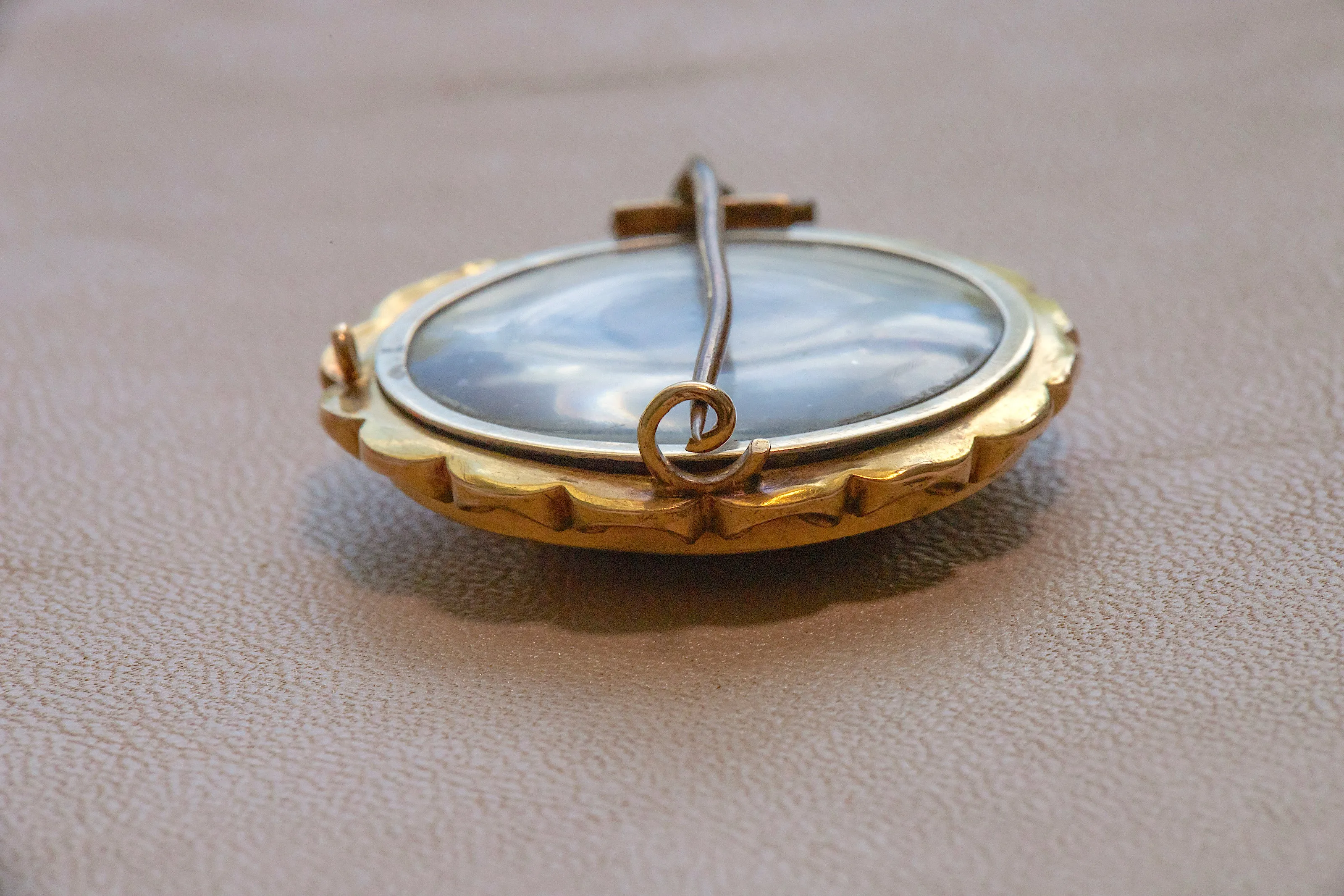 Victorian 14k 8.4g 0.10 CT Rose Cut Diamond Star Set Etruscan Revival Locket Brooch with Original Photos