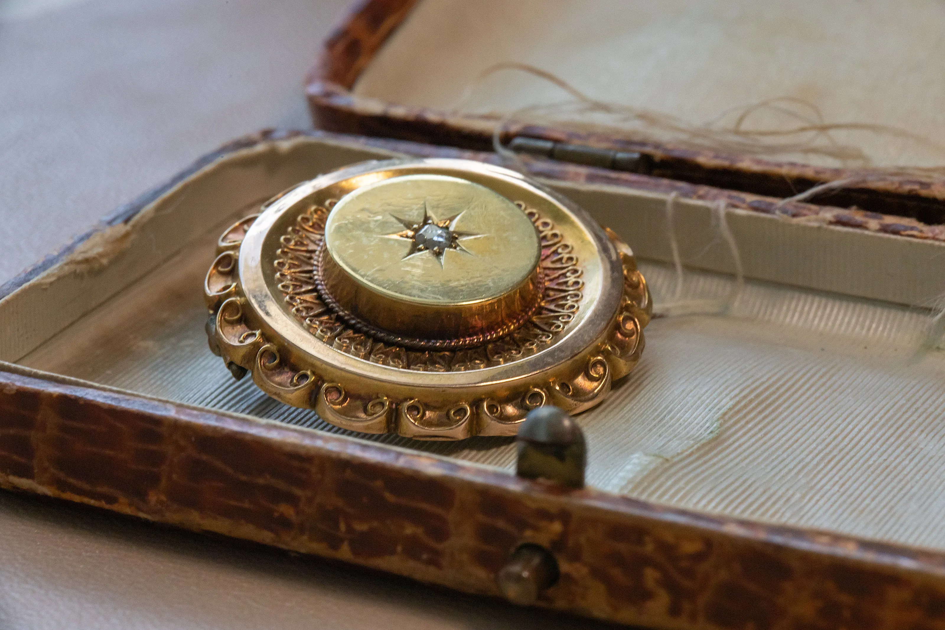 Victorian 14k 8.4g 0.10 CT Rose Cut Diamond Star Set Etruscan Revival Locket Brooch with Original Photos