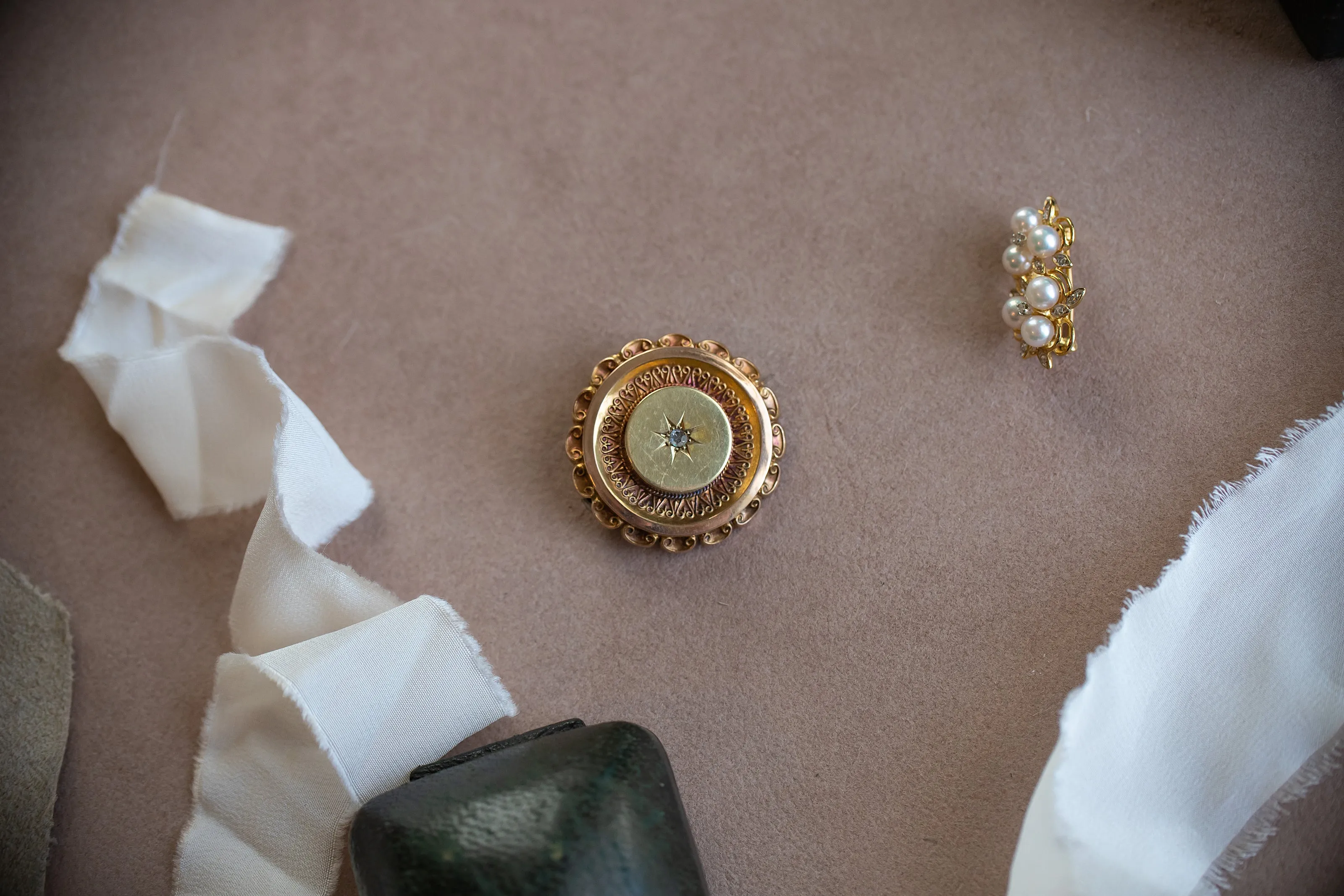 Victorian 14k 8.4g 0.10 CT Rose Cut Diamond Star Set Etruscan Revival Locket Brooch with Original Photos