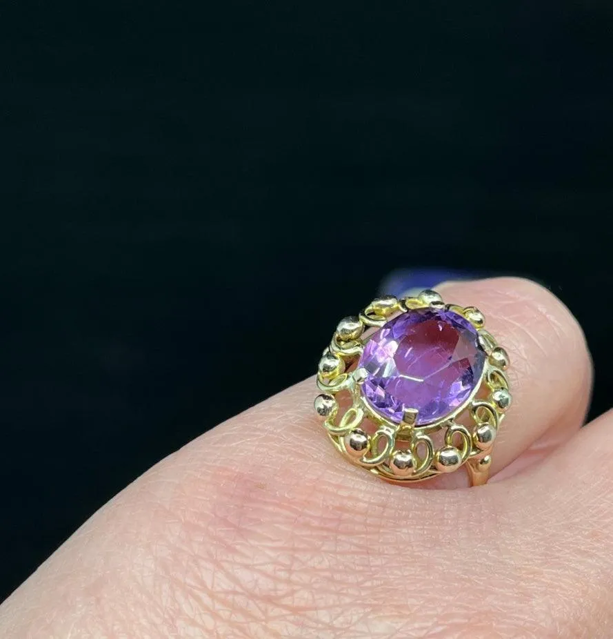 Vintage 1940s Austrian Amethyst Ring in 14ct