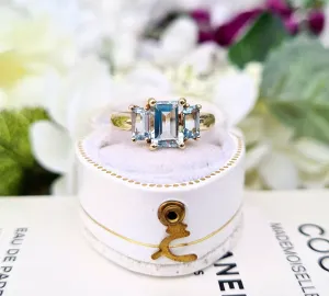 Vintage 9ct Yellow Gold Aquamarine Trilogy Statement Ring / Size I 1/2 or 4.75
