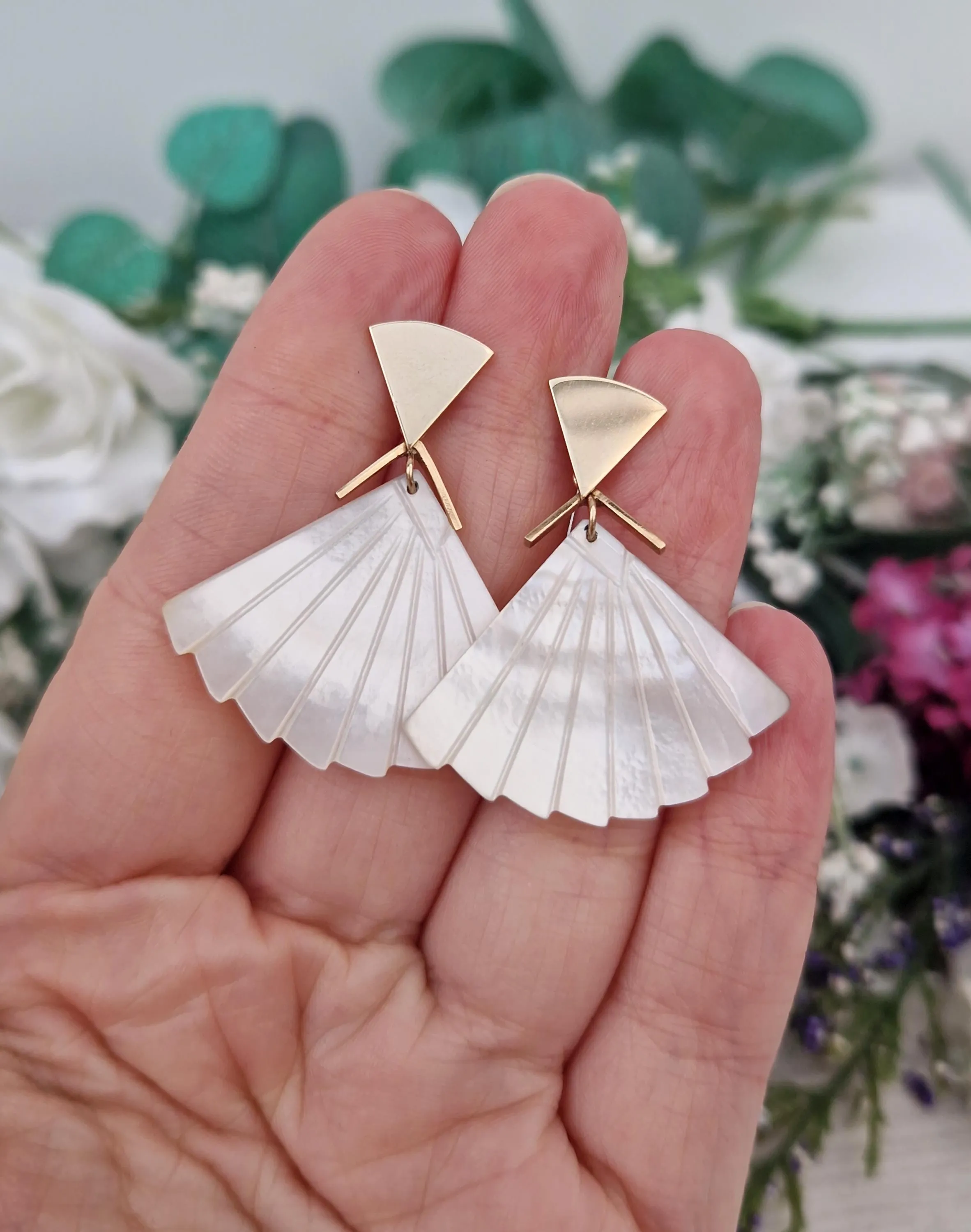 Vintage Art Deco Style 9ct Yellow Gold Mother of Pearl Fan Shaped Stud Drop Earrings