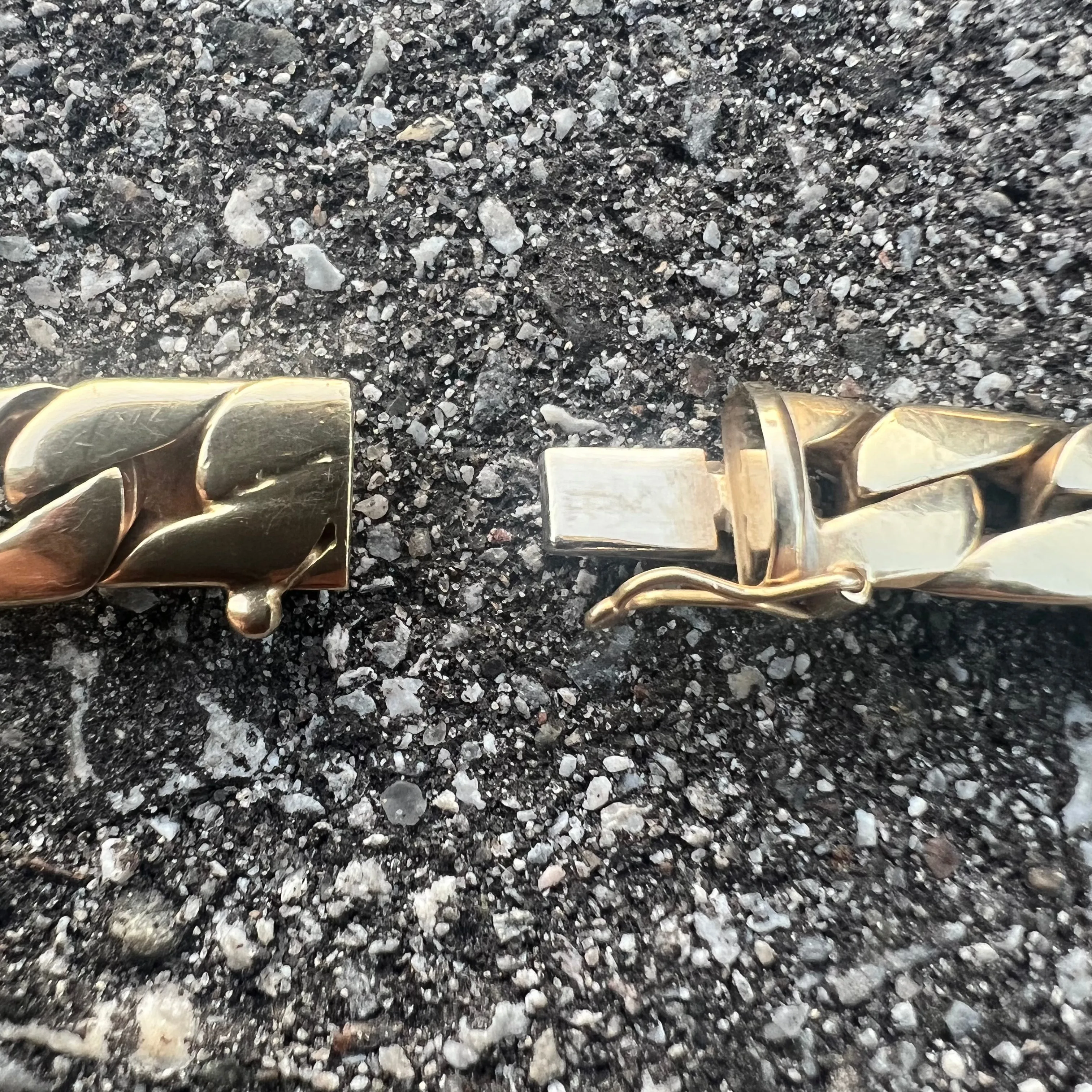 Vintage Solid 14k Sleek Cuban Link Bracelet