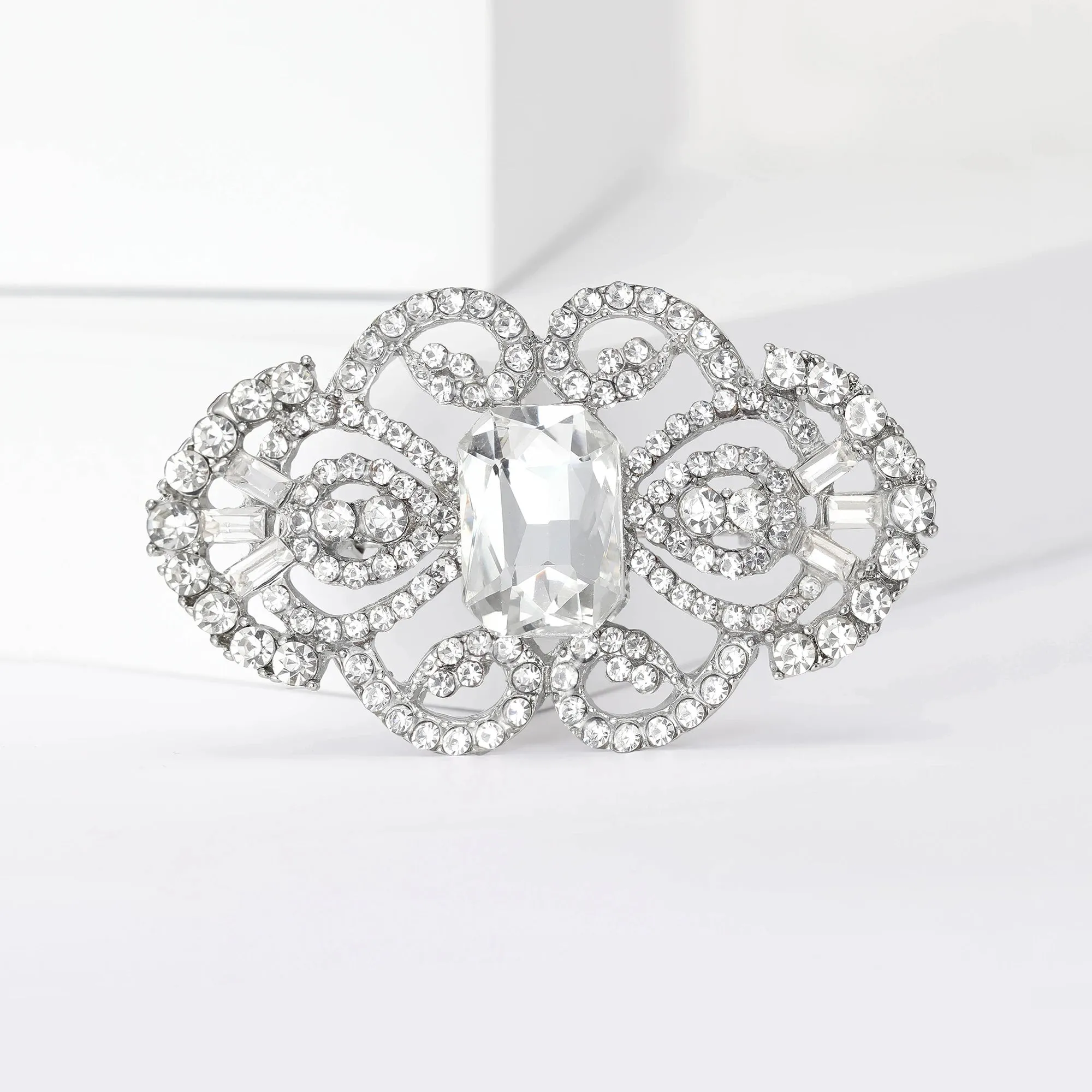 Wedding Bridal Rhinestone Flower Brooches for Women Elegant Flower Design Pins Office Party Friend Gifts Jewelry Accessories