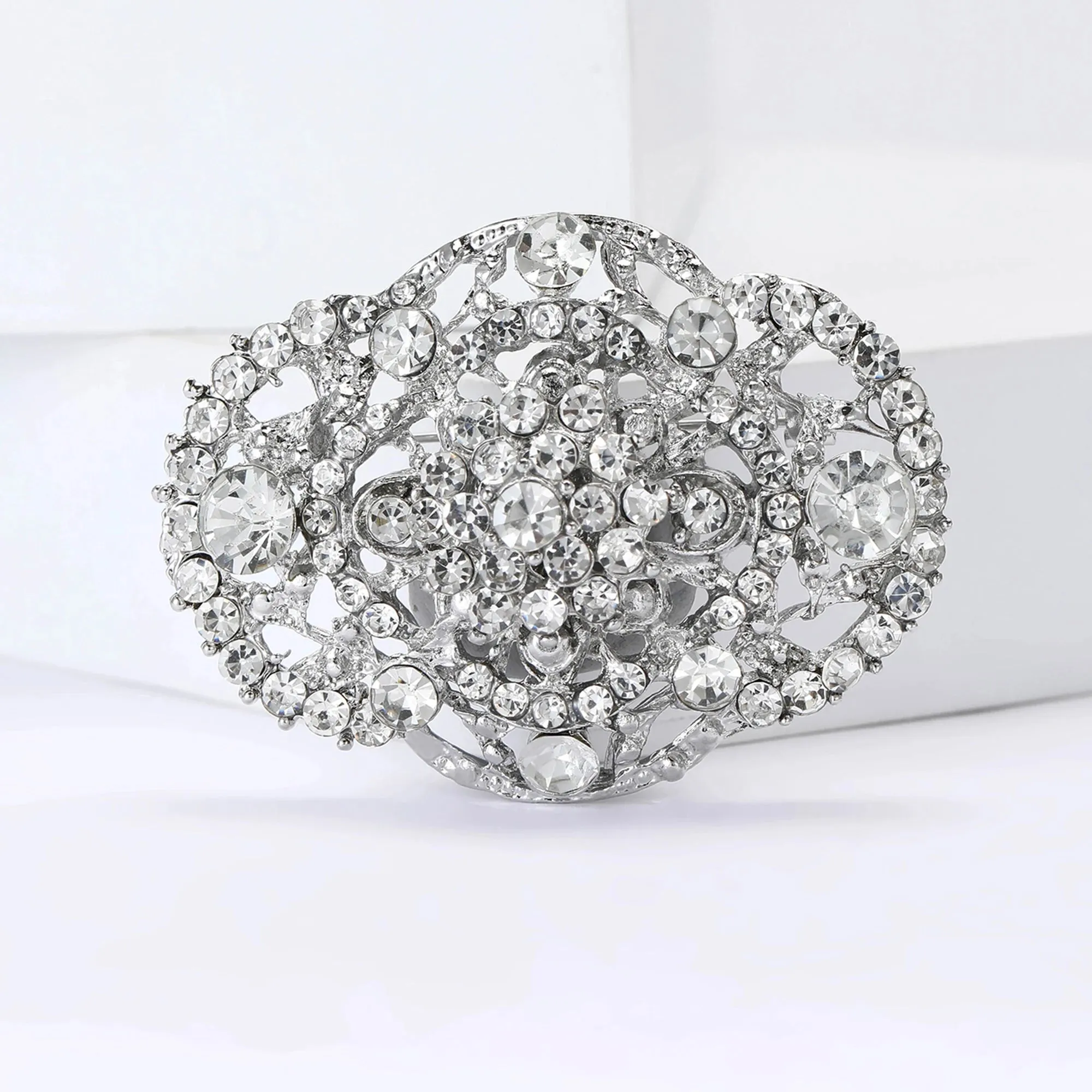 Wedding Bridal Rhinestone Flower Brooches for Women Elegant Flower Design Pins Office Party Friend Gifts Jewelry Accessories