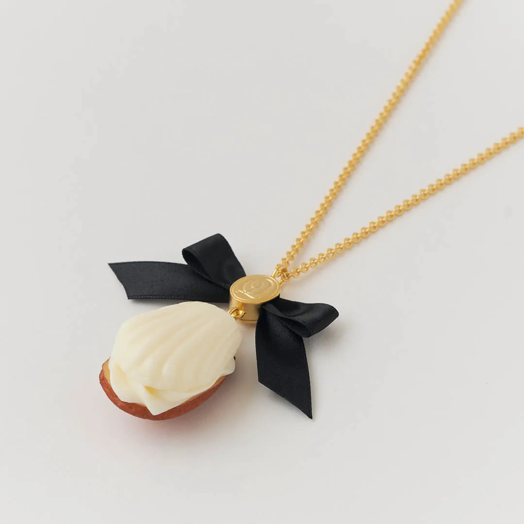 White Chocolate Madeleine Necklace【Japan Jewelry】